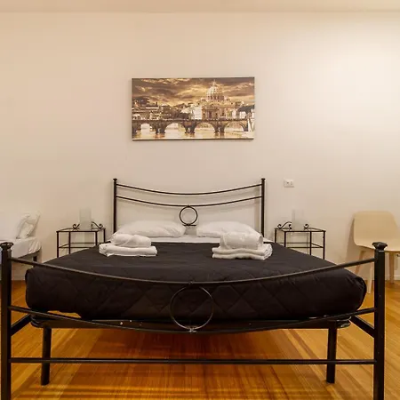 Noh Vatican Courtyard