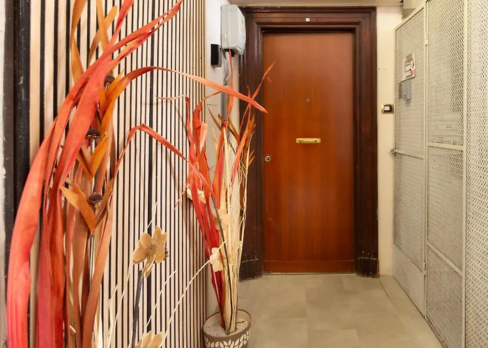 Noh Vatican Courtyard