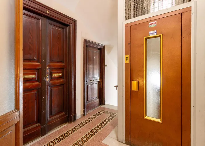 Noh Vatican Courtyard Apartamento *