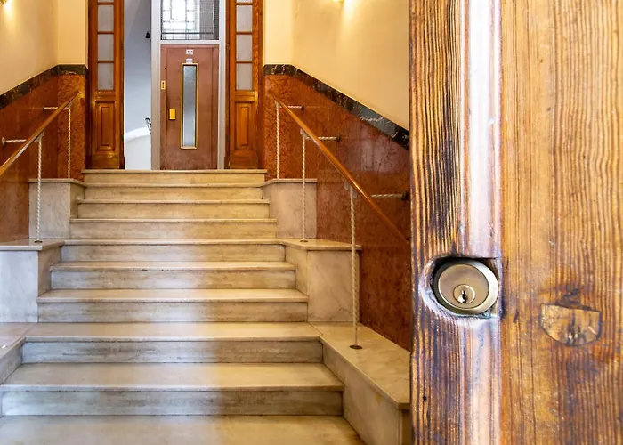 Noh Vatican Courtyard Apartamento