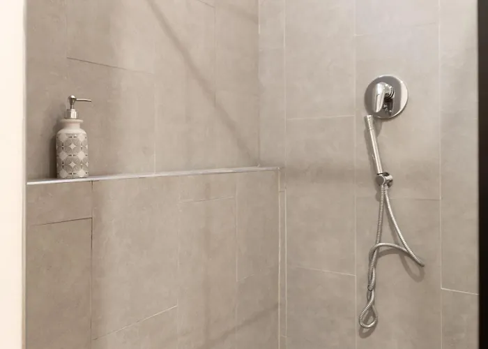 Noh Vatican Courtyard *