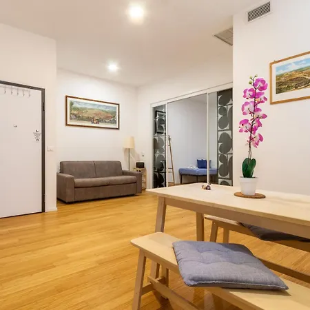 Noh Vatican Courtyard * Rome