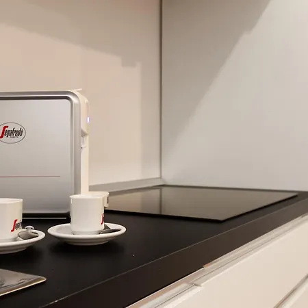 Noh Vatican Courtyard 公寓