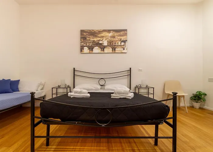 Noh Vatican Courtyard